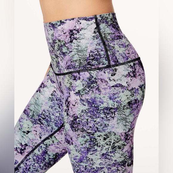 Lululemon Wunder Under Hi-Rise Tight (Nulux 28") Size 4 - Picture 3 of 11